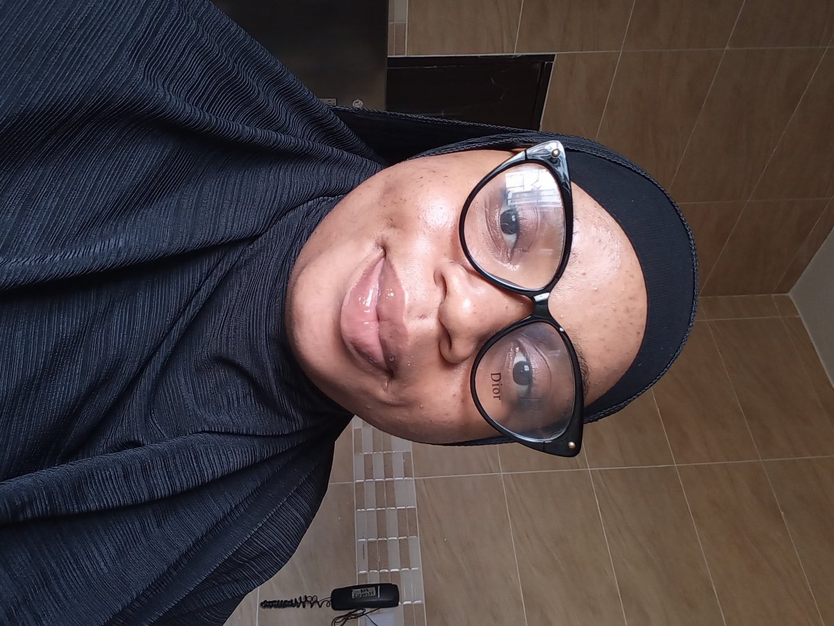 Ummammarr's tweet image. Alhamdulillah!!!  #Chapter30 🎉🎊🥰❤️❤️  Happy birthday to me...llnpp.. (Fabiayyi alai rabbikuma tukaththibani,So which of the favors of your Lord would you deny?Q53.13.)Please say a prayer for me..May Allah grant me more years in this fiduniya wal akihrah. Allah's rahma always