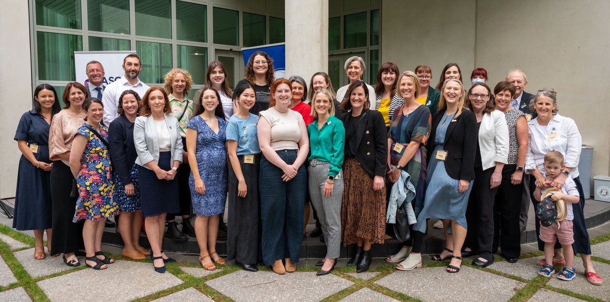 Kate Riley tweet media