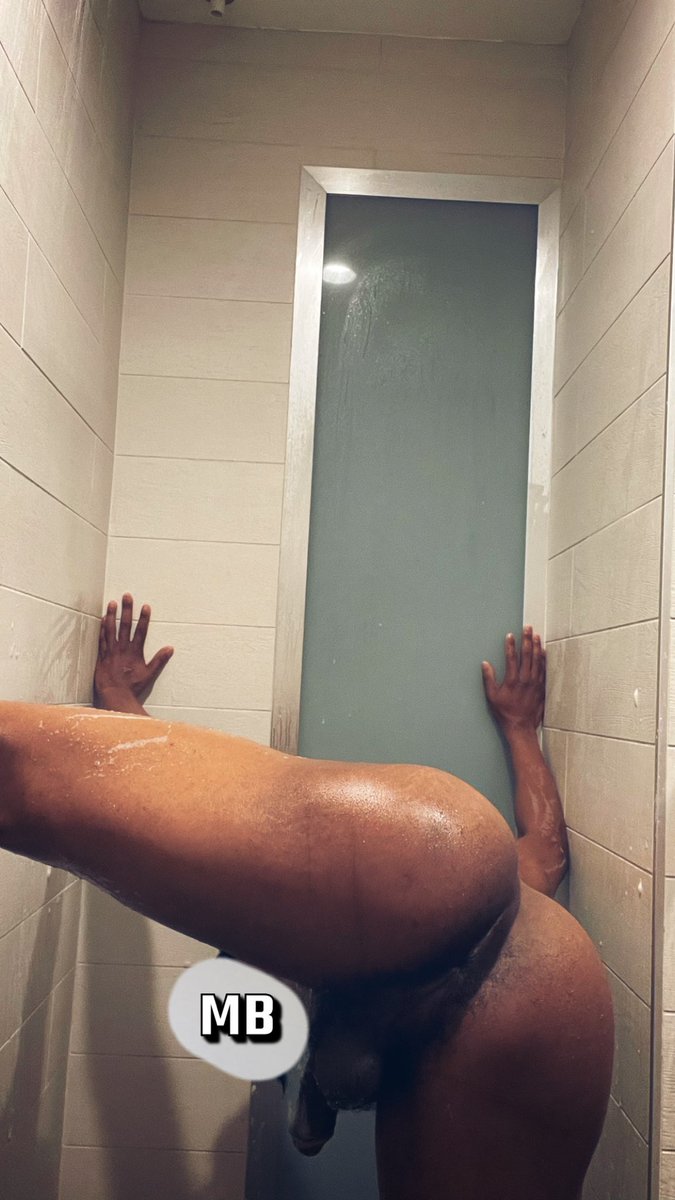 Bend me over &amp; open that hole 😈💦💦