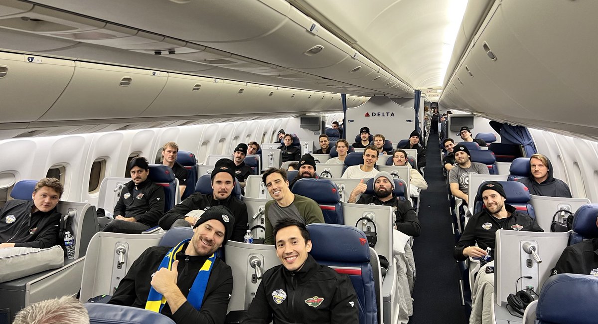 mnwild's tweet photo. WHEELS UP FELLAS 🇸🇪

#mnwild x #GlobalSeries https://t.co/ccv2yT9xtM