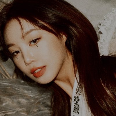 katbellini's tweet photo. #NewProfilePic https://t.co/luRN16qyYd