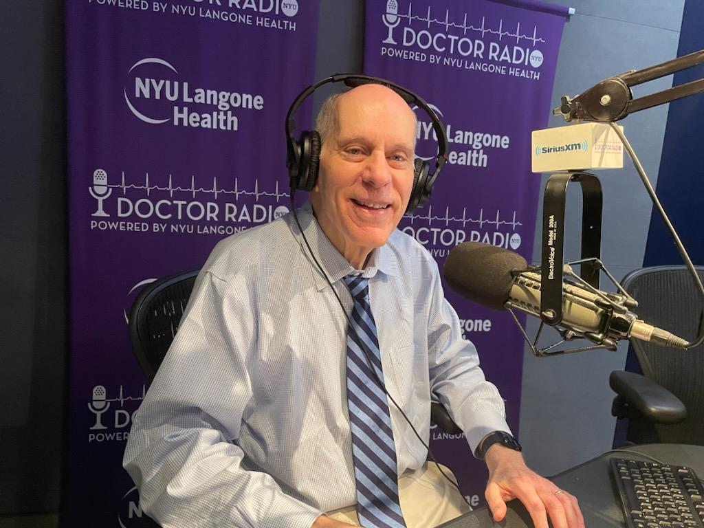 Pulmonology is coming up at 6amET. <a href="/fadamsmd/">Frank Adams</a> talks with <a href="/kumaar_kaushik/">Kaushik Kumar</a> <a href="/MedStarHealth/">MedStar Health</a>, Dr. Ahmet Uluer <a href="/BostonChildrens/">Boston Children's</a> and Dr. Justin Salaciccioli <a href="/BrighamWomens/">Brigham and Women's Hospital</a> &amp; Dr. Jeffrey Scheider <a href="/Perlmutter_CC/">Perlmutter Cancer Center at NYU Langone Health</a> 877-698-3627