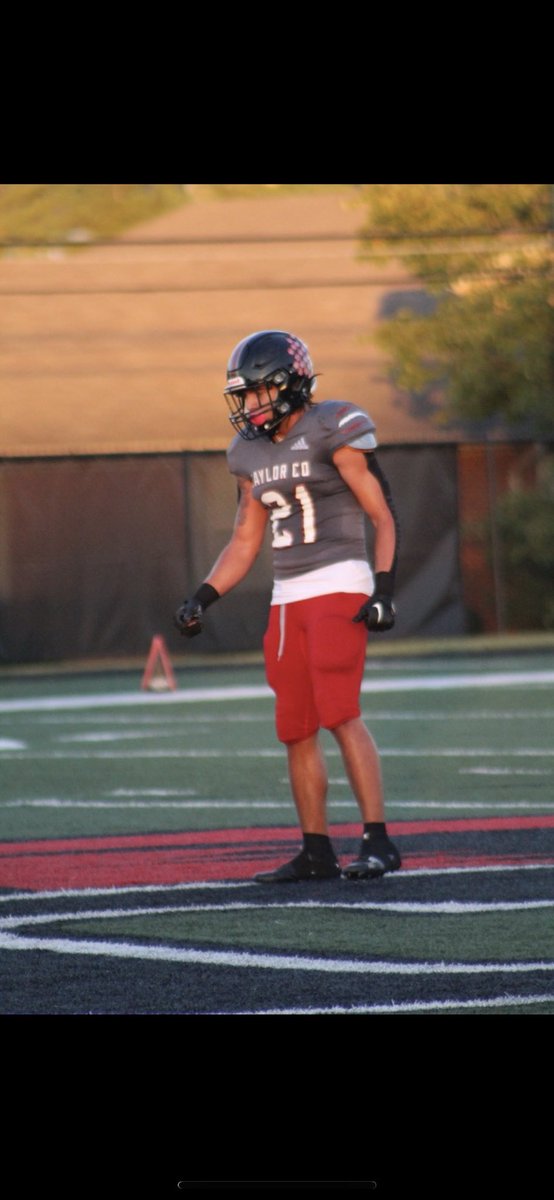 peyton_smith123's tweet photo. JUNIOR SZN STATS❗️ 
165 rush attempts 
1538 rushing yards 
21 rushing touchdowns 
128 yards per game https://t.co/MNn9PDCXyC