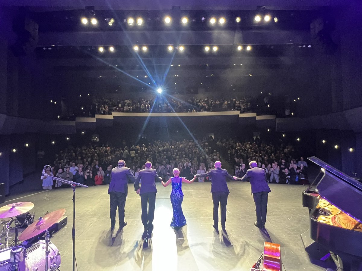 GIL MARSALLA (@gilmarsalla) on Twitter photo Déja la 7eme tournée aux 🇺🇸 pour <a href="/piaftheshow/">Piaf ! Le Spectacle</a> made in <a href="/VilledeNice/">Ville de Nice</a> qui est devenu le plus grand succès français de l’histoire sur ce territoire tellement difficile. Merci Edith Piaf pour nous avoir légué ce fantastique patrimoine universel #PiafTheShow #piaflespectacle Déja la 7eme tournée aux 🇺🇸 pour <a href="/piaftheshow/">Piaf ! Le Spectacle</a> made in <a href="/VilledeNice/">Ville de Nice</a> qui est devenu le plus grand succès français de l’histoire sur ce territoire tellement difficile. Merci Edith Piaf pour nous avoir légué ce fantastique patrimoine universel #PiafTheShow #piaflespectacle