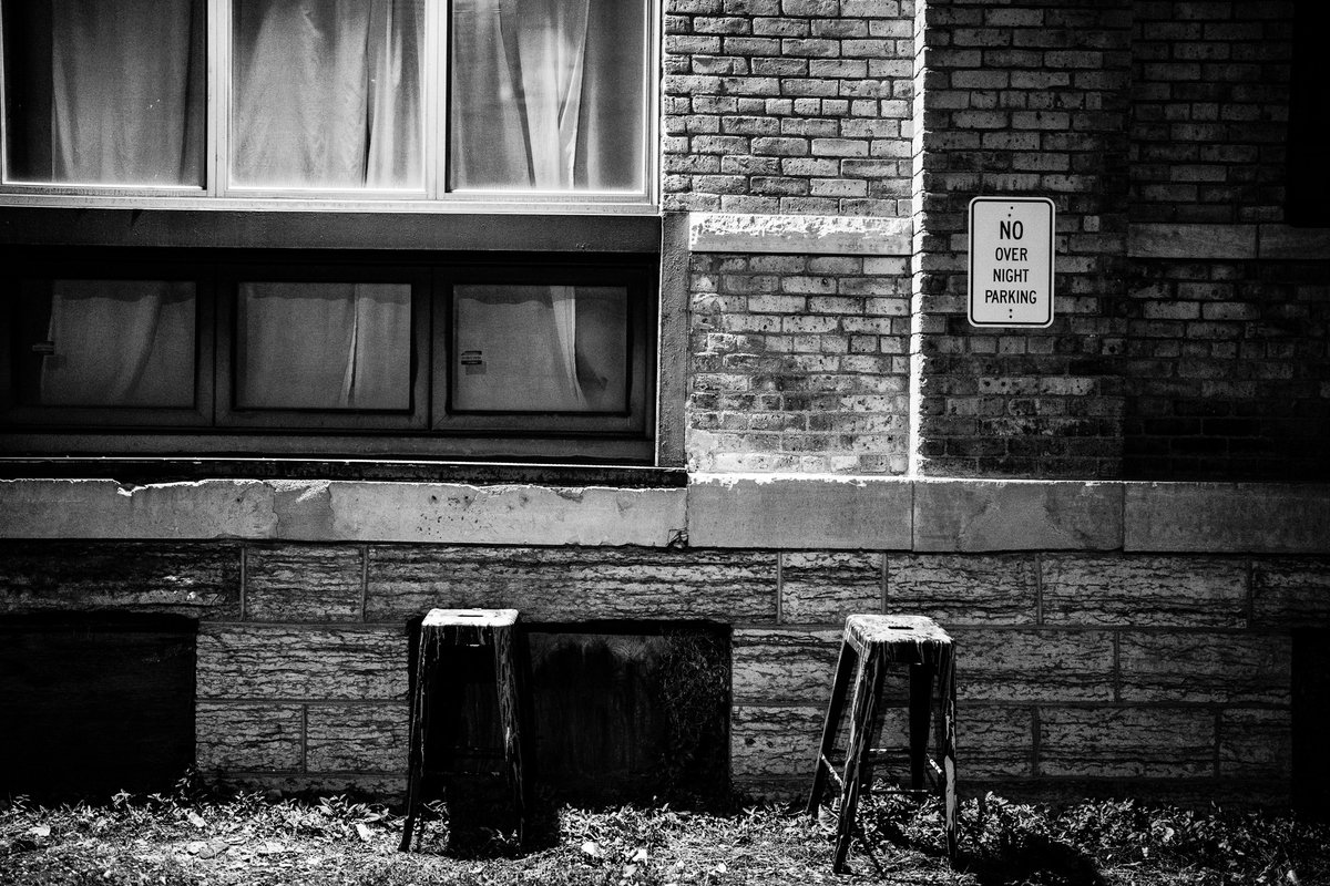 No Overnight Parking! NE Mpls Warehouse District.

Sony A7R5
Sony G Master 50mm 1.2
f/1.2
1/160th Sec 
ISO 6400

#sonyalpha #a7r5 #sonygmaster #lightroom #nempls #minneapolis #urbanphotography #streetphotography #blackandwhitephotography #nightphotography