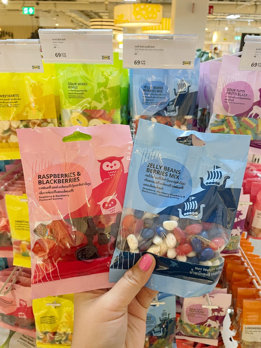 pinku_tai's tweet photo. เยลลี่ตัก IKEA มีแบบใส่ถุงด้วยอ่ะดีจุง คือถ้าใครไม่อยากตักก็ซื้อเป็นห่อๆกลับบ้าน รสชาติและแบบที่ชอบได้เลย ราคา 69 บาท 🍬🍭🍫 https://t.co/UBC2slWT9H