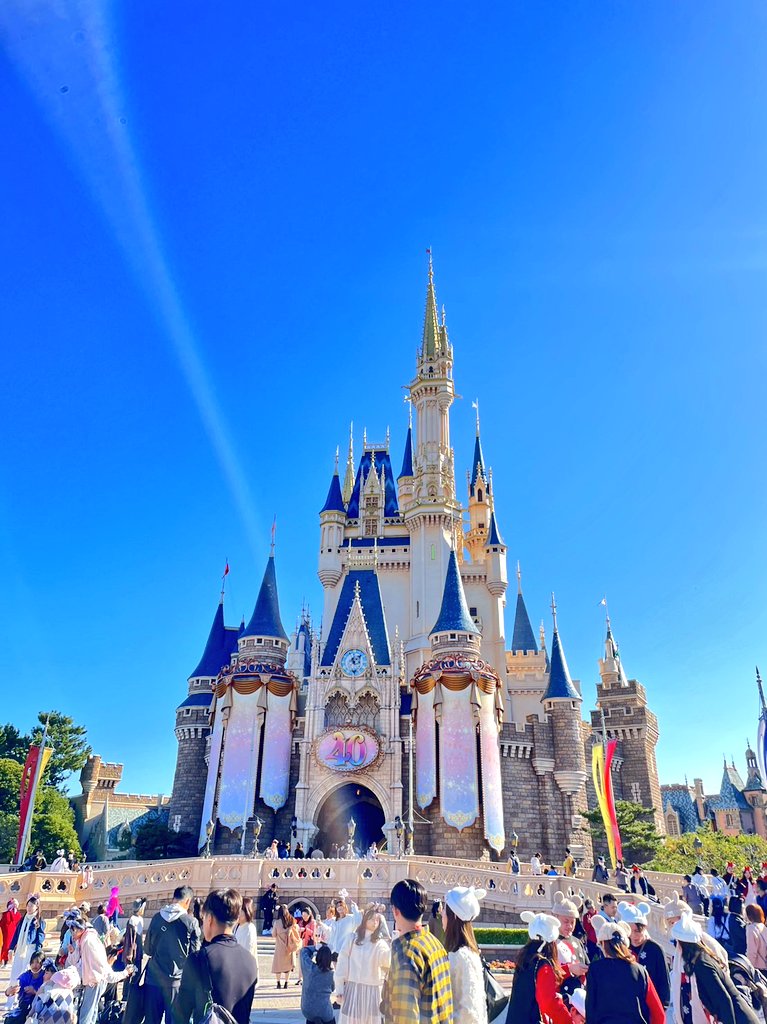 blacksnawman's tweet photo. デデニーランド🏰 https://t.co/N2RmYJw5Dm