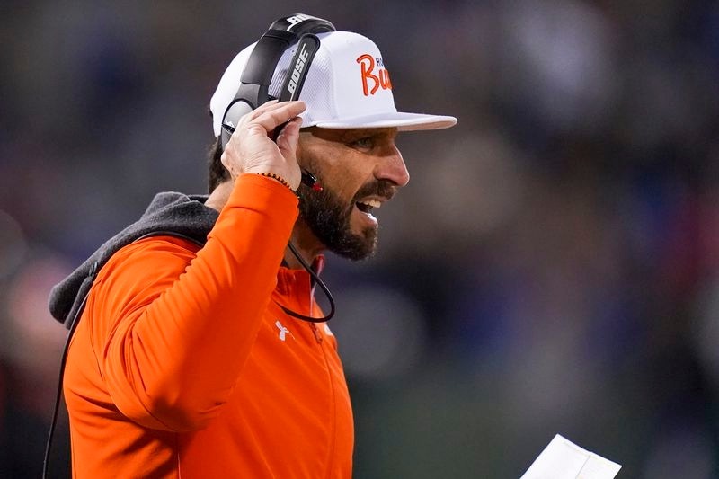 GOAT #HSFootball Coach From Every State 🏈
Alabama: Josh Niblett 🐐
High Schools: Hoover, Oneonta 
State Titles: 7 (2004, 2009, 2012-14, 2016, 2017)
Overall Record (Ala.): 236-58 (.803)
stadiumtalk.com/s/greatest-hig…