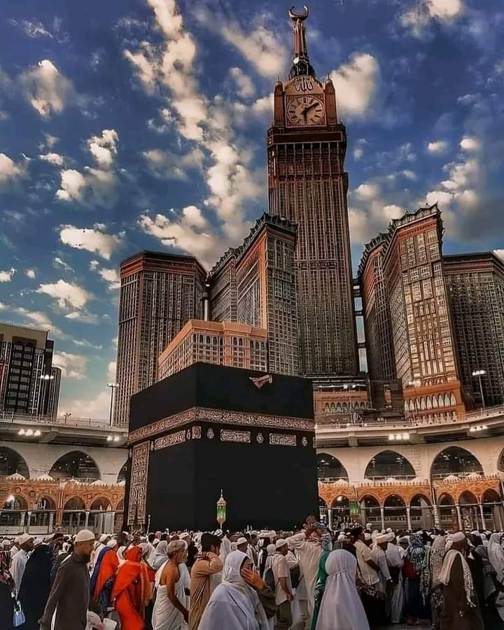 "لم يعُد اشتياقًا بل أصبح احتياجًا ؛ فاللهم أرزقنا زيارتها".♥️