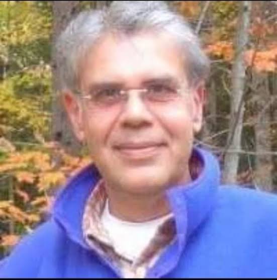thefaadguy's tweet photo. Meet the man who introduced India to Ice cream, Pizza and Burger. ( A thread 🧵) https://t.co/1HO0Ioq0uT