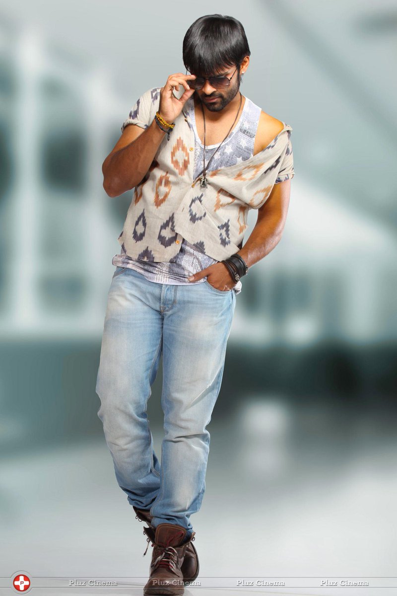 TrendsForSDT's tweet photo. Supreme Hero @IamSaiDharamTej Stills From #PillaNuvvuLeniJeevitham
#9YearsOfSDTinTFI https://t.co/qGpr1bSjrU