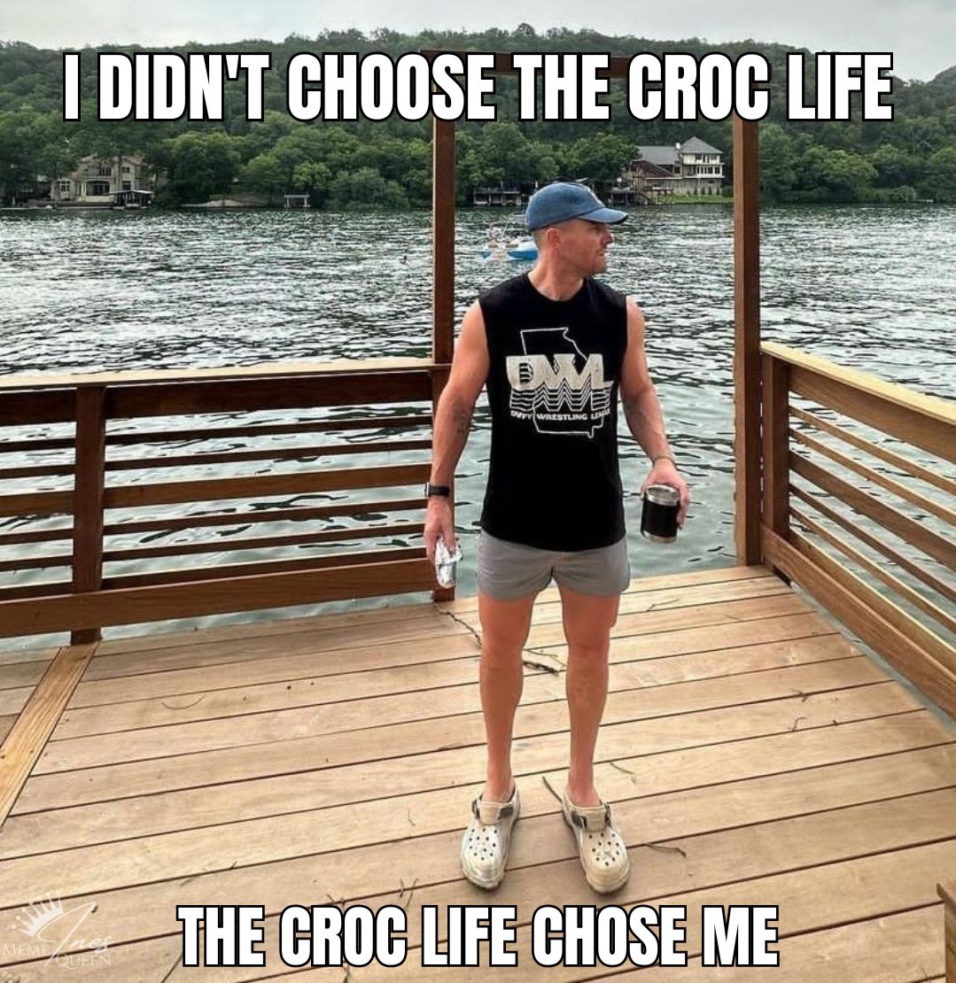 InesMemequeen's tweet photo. The croc life. #amellmemes #MemeMonday #stephenamell #saveheels https://t.co/mxfooGAlRD