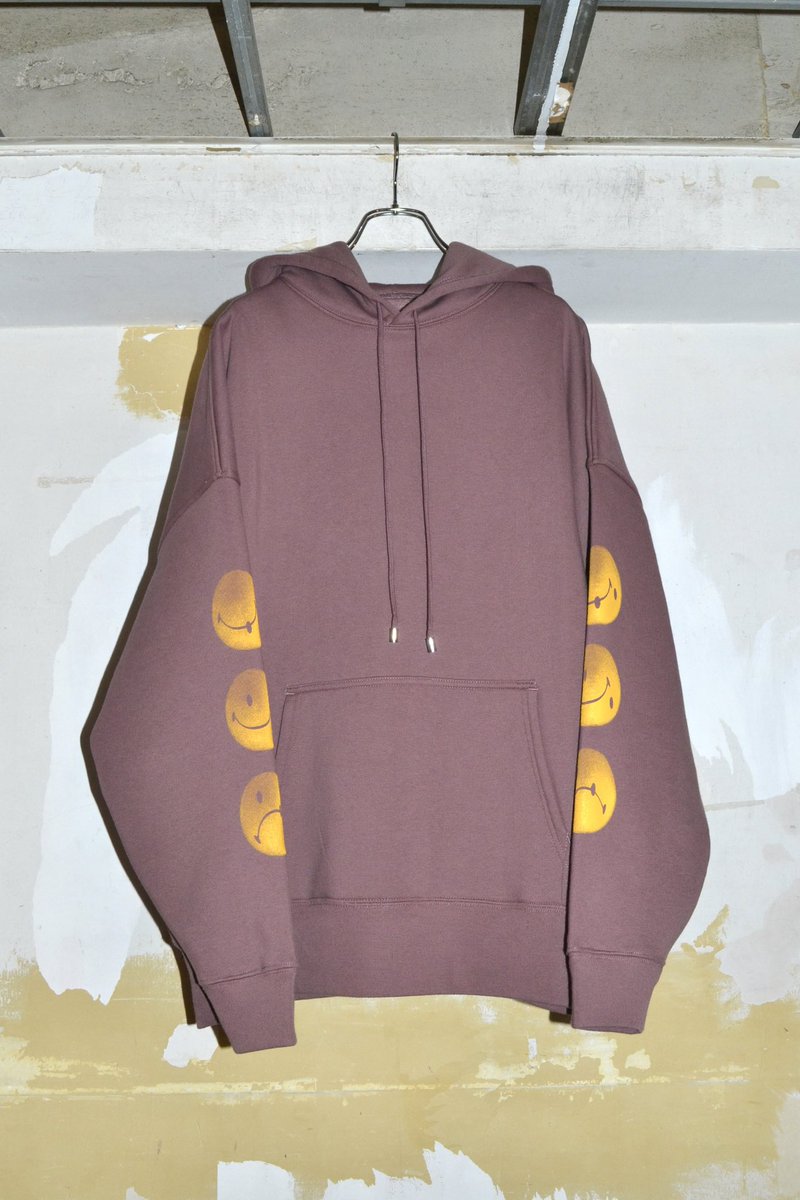 clothes_meta's tweet photo. 【New In】

METAPHYSICA / "ONLY DYSTOPIANS" Hoodie

Color: Merlot

Size: 2

Material: Cotton 52%, Polyester 48%

アイテムの詳細はDMにて
お問い合わせ下さいませ。

Web Shopにも掲載しております。
プロフィール欄URLより。

ーーーーー
 #METAKyoto #metaphysica #longsleeve #メンズ https://t.co/sk3qldf951