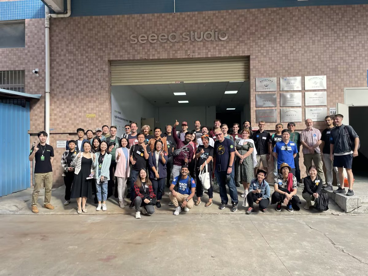 SeeedFusion's tweet photo. #HiTour By @seeedstudio and Fusion
Nice to meet you all! 👀
🏭 It was a blast visiting three factories - the Seeed Agile Manufacturing Factory, PCB Manufacturing Factory, and Mold Factory!
Do you want to attend it next year? 🔜Let us know👋
#factoryvisit #manufacturing #tech https://t.co/IBhAVFHwfI