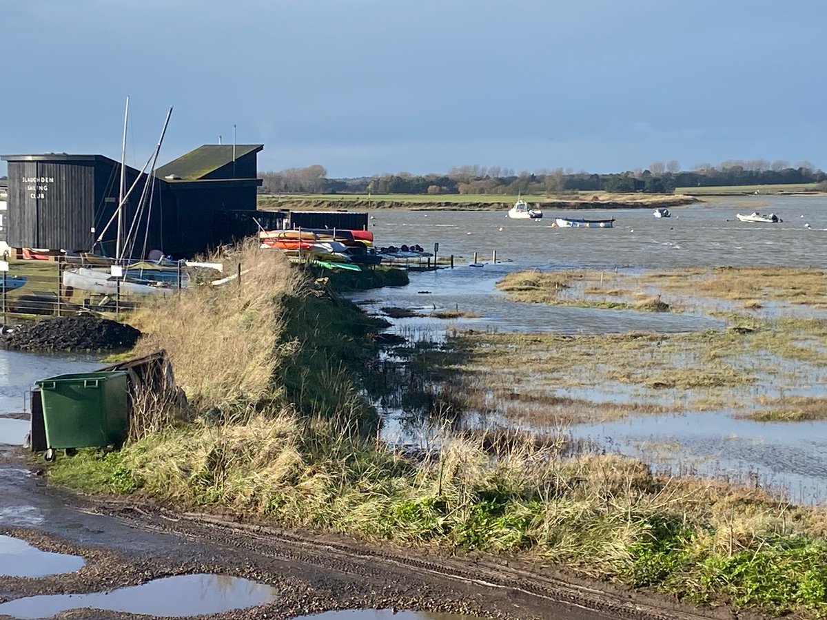 Last Thursday we had a storm surge. The water reached ~0.5m higher than the forecasted tide. Luckily the forecasted tide was relatively low. 

On a spring tide this could be quite a different story. 

#stormsurge #riveralde #slaughden