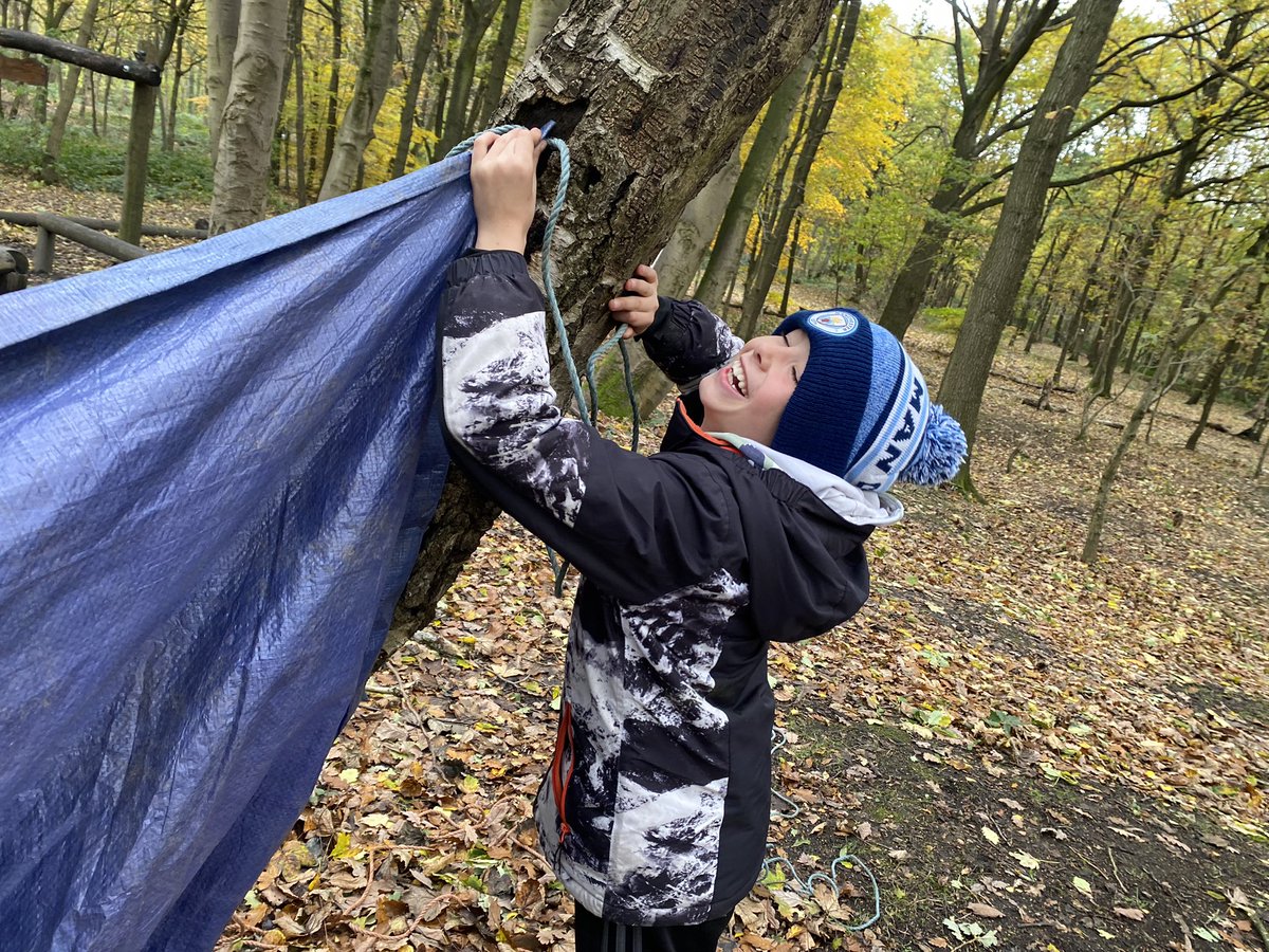 Den building - who will create the sturdiest den? @hesleywoodAC #gawberpe #gawbergeography