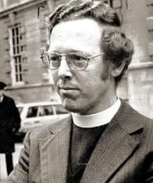 On this day in 1981, Ulster Unionist MP Robert Bradford was murdered by the IRA at a South Belfast constituency surgery alongside caretaker Kenneth Campbell. 

We remember.