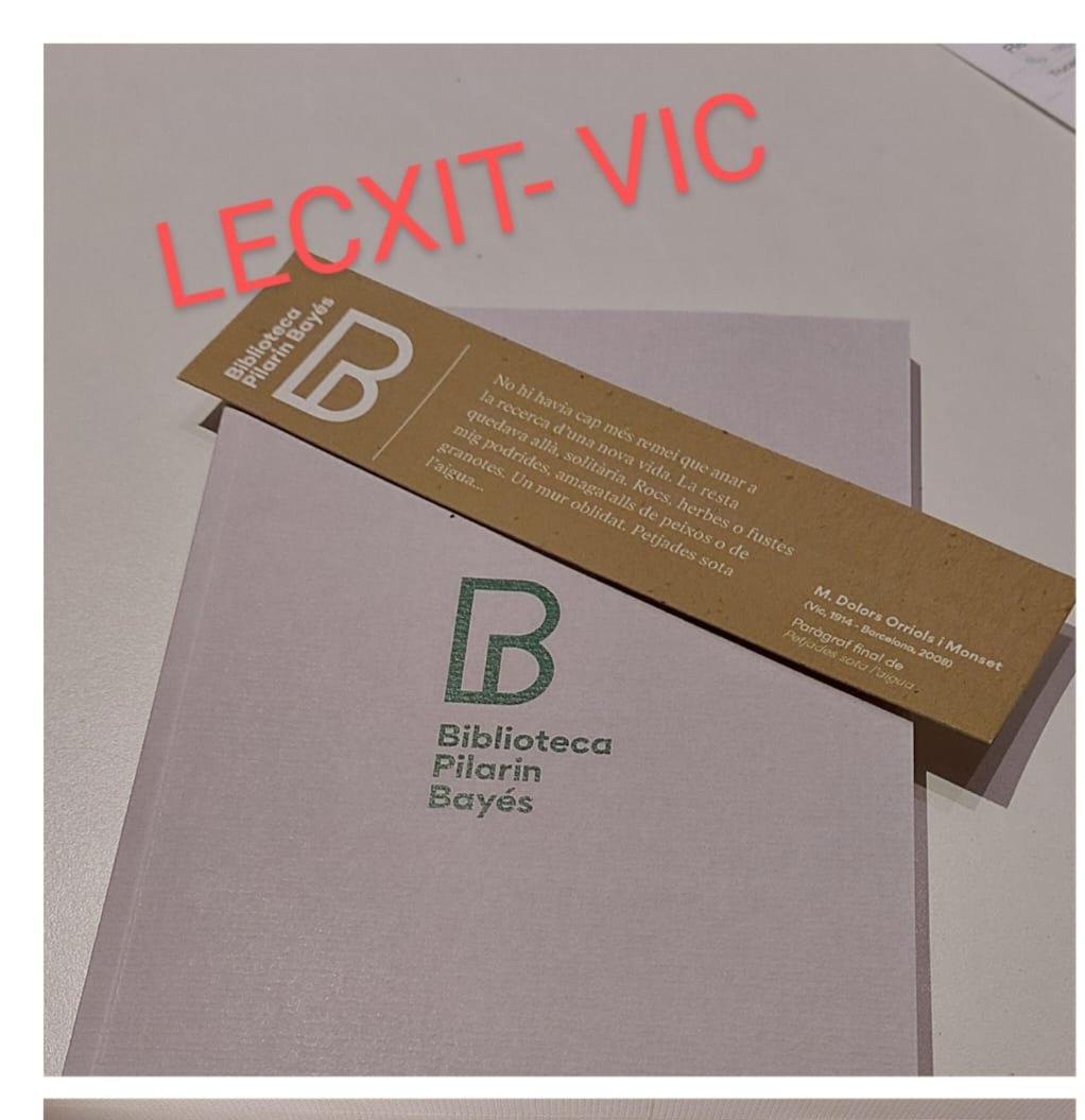 BibliotecaVicPB's tweet image. Molt contents que les sessions del @lecxit_vic tinguin lloc a la Biblioteca.  A la primera sessió hem compartit lectures i complicitats. @vic_cultura @vic_educacio @bibliotequesXBM #quefemalesbiblios #comprensiolectora #magradallegir