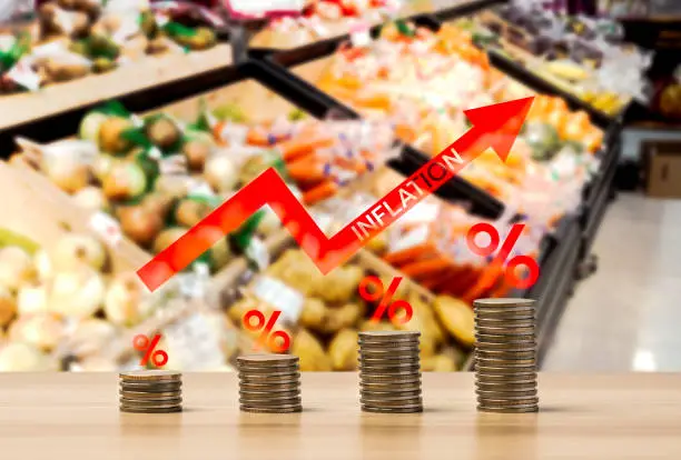 consumertrics's tweet photo. Reduce food imports tariff to ease inflation – @Afr_Research  Report

https://t.co/GbyP12v3s1

#afrinvest @Afrinvest #consumertrics #report #infltaion #foodlover #nigerians https://t.co/XfRZhpgOvS