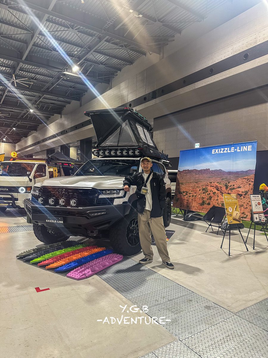 you69301853's tweet photo. 夢が一つ叶いました。
2023年、これが最後のイベントでしたがフィールドスタイルに出れて良かった😭
こいつのおかげで、この一年ガラッと変わった景色を見れた。
来年も止まらない。
#ランクル
#ランクル300
#LandCruiser 
#LandCruiser300
#フィールドスタイル https://t.co/z1g0xqucrs