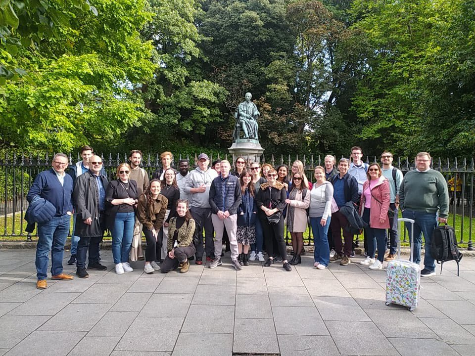 Thank you to everyone who joined Kenny and Shane on one of their Secret Street Tours! 

If you would like to come to explore Dublin in a meaningful way you can book a Secret Street Tour with the link here: secretstreettours.org/book-a-tour/

#WalkingTours #Homelessness #SocialEnterprise