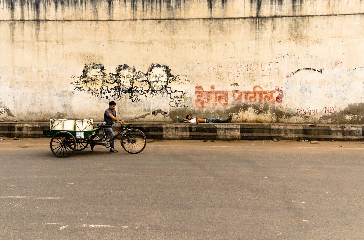 Streets of Delhi

#streetphotographyindia #streetphotographydelhi #streetphotographyinternational #streetphotographer #streetdreamsmag #streetphotography #streetart #newdelhi #newdelhirailwaystation #streetphotography #streetsofindia #streetshot #streerstorytelling