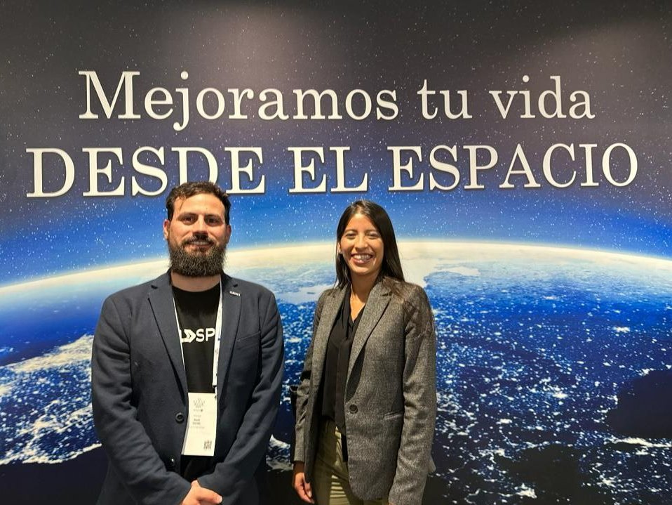aerocv_'s tweet image. Estuvimos en la #EUSpaceWeek 🚀

En la Comunidad Valenciana también apostamos por el #SectorEspacial, y durante esta semana entidades de la región participaron activamente en la #SemanadelEspacio de Sevilla.