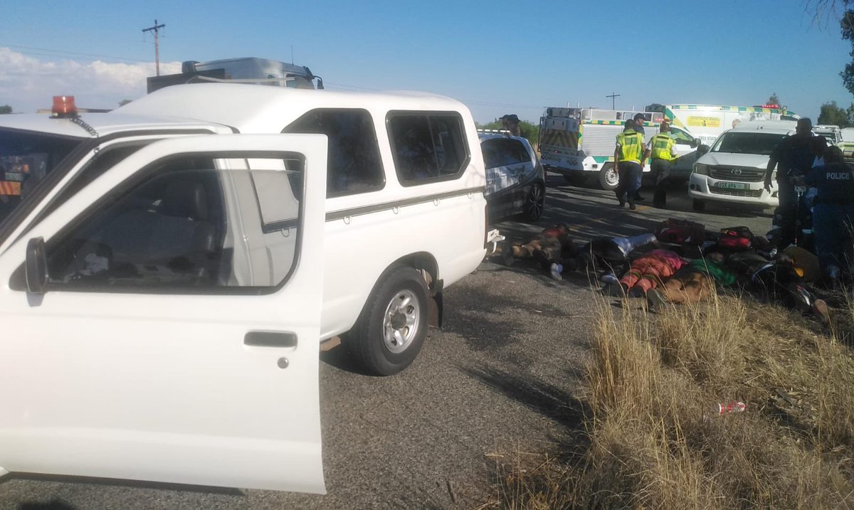 SIX CASH IN TRANSIT HEIST SUSPECTS BUST WITH AUTOMATIC RIFLES, CASH IN ...