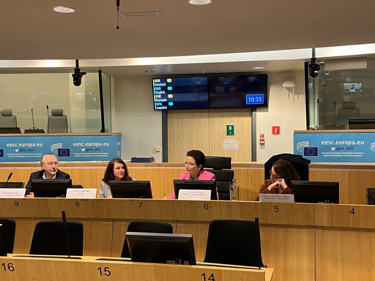 EESC_REX's tweet photo. How to prevent race to the bottom? 
@ilo Decent work. Better work starts with social dialogue. The value of trade increases as labor standards increase.
@TradeWarriors EU-#Africa trade requires a tailored approach. We need to address asymmetries &amp; act together for common goals. https://t.co/vpgsNeUVsA