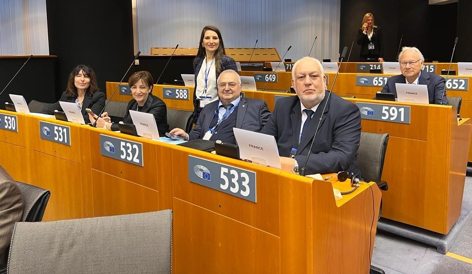 Julie_Giordano_'s tweet photo. Événement ambitieux #epe2023 pour faire entendre la voix des entreprises européennes sur les thèmes de l'énergie, la compétitivité et les compétences, introduit par Dita Charanzova @europarl, Valdis Dombrovskis @EU_Commission &amp; Vladimir Dlouhy @Eurochambres https://t.co/UuVKaS7jqT