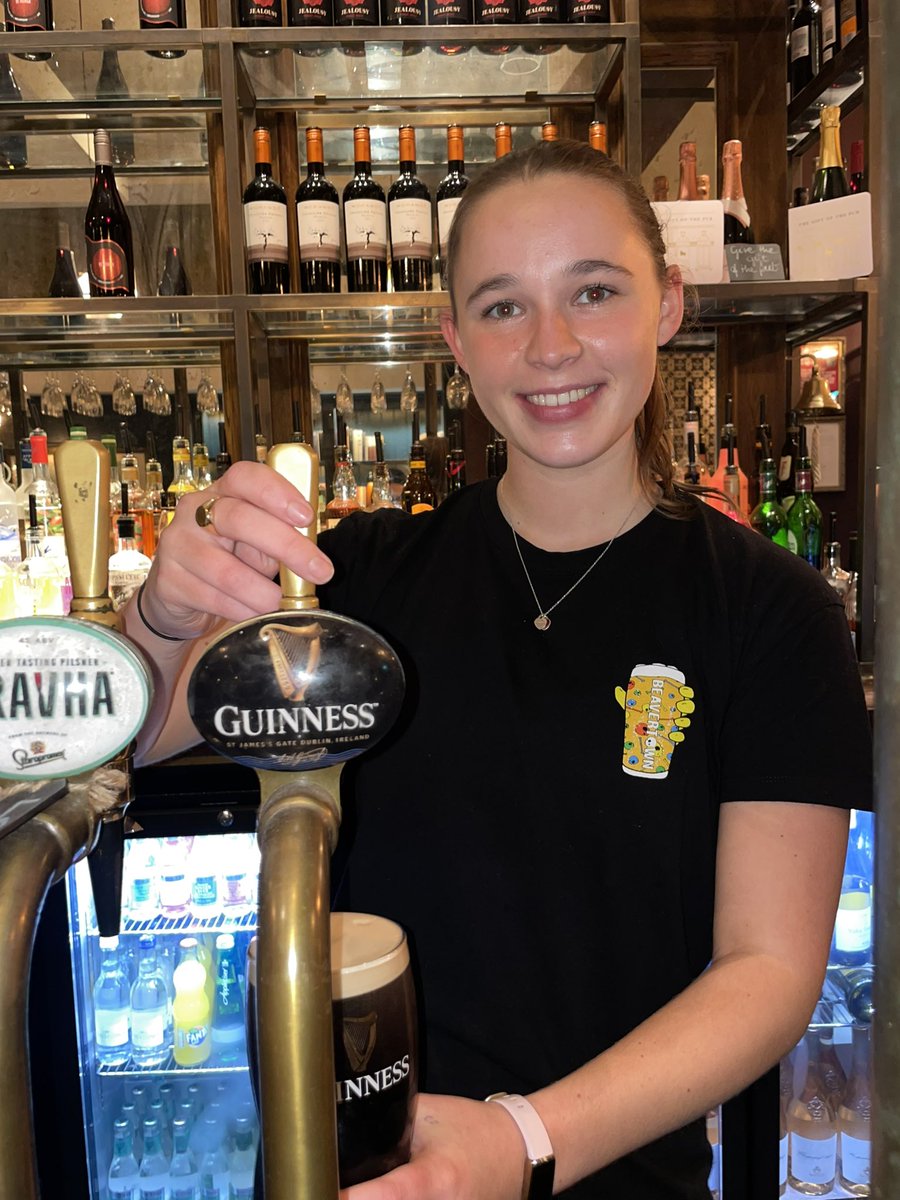 MEET THE TEAM! Our lovely team member Izzy has been part of the New Inn family for over 2 months now!

She always has a smile on her face and can’t wait to make your experience one to remember. #meettheteamtuesday