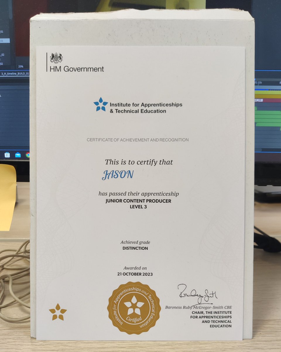 And it's official!!
Congratulations to our apprentice Jason for achieving a distinction in his content creator apprenticeship with us here at Leigh Works!
🎉🏆

leigh.works

#Congratulations #achievement #contentcreator
#apprentice #distinction #imagine #create #grow