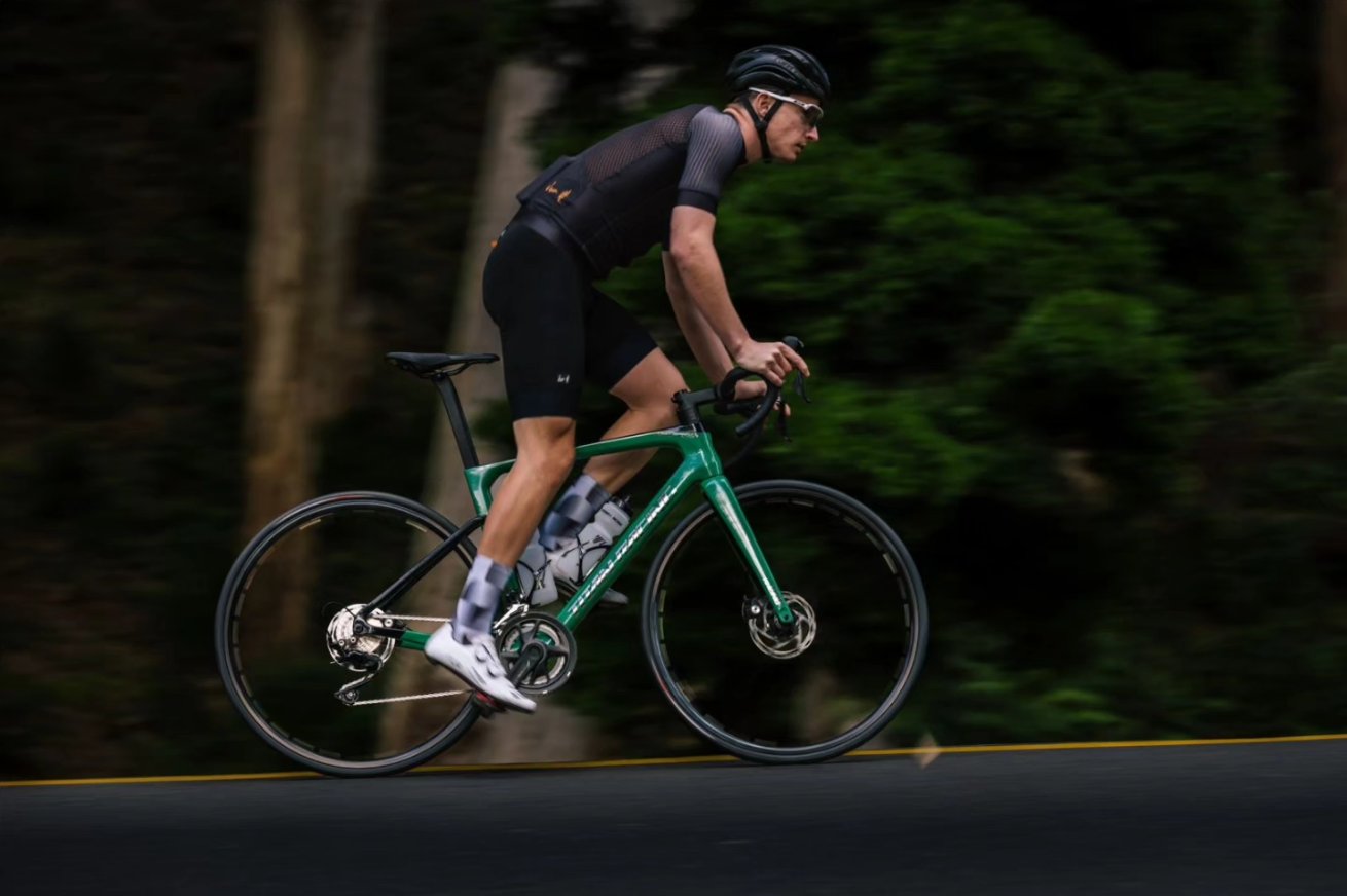 Titan cheap racing bikes