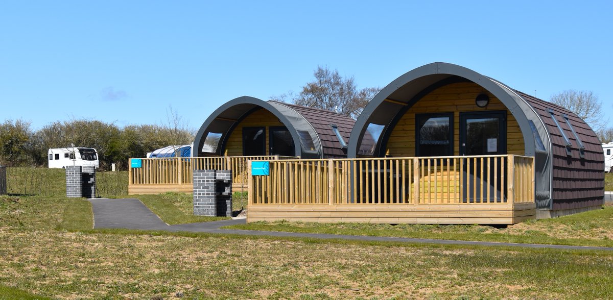 Fancy a cosy autumnal escape? 🍁

There are two wheelchair accessible OmniPods at Cayton Village up in Yorkshire, and there’s plenty to see and do nearby! 👇🏻
omnipodsandcabins.co.uk/blog/cayton-vi…

#AccessibleTravel #Glamping #AutumnEscape