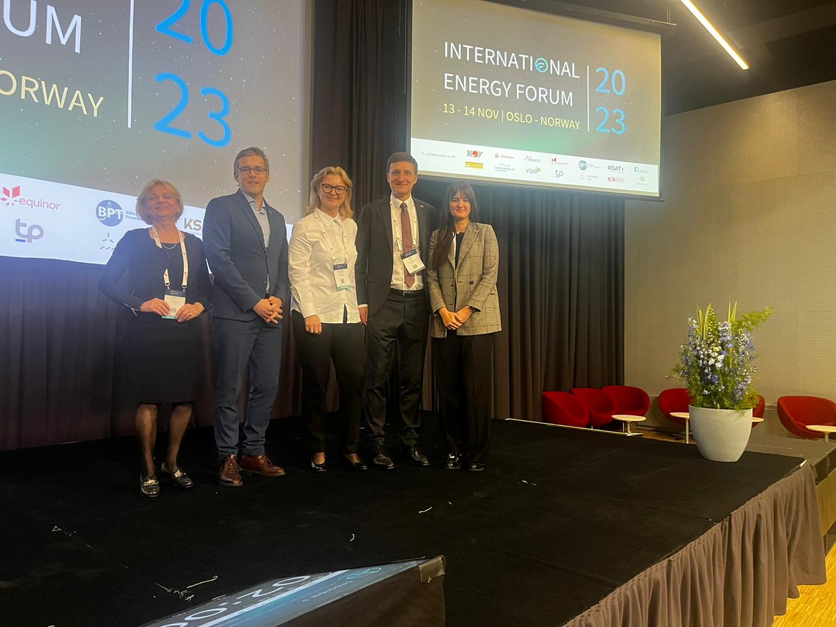 klive_m's tweet photo. Thanks to @NORWEP and the CEO @ACGjerdseth for the invitation to the International Energy Forum 2023 in Oslo 🇳🇴
Latvia 🇱🇻 has huge offshore wind energy potential and #ELWIND project presented by Laura Štrovalde @LOcagova from @LIAALatvija is just the beginning. https://t.co/aNIzj0jqqN