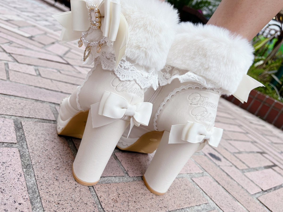 ㅤㅤㅤ -- 𝐍𝐞𝐰 𝐀𝐫𝐫𝐢𝐯𝐚𝐥 -- #Manywayファーショートブーツ