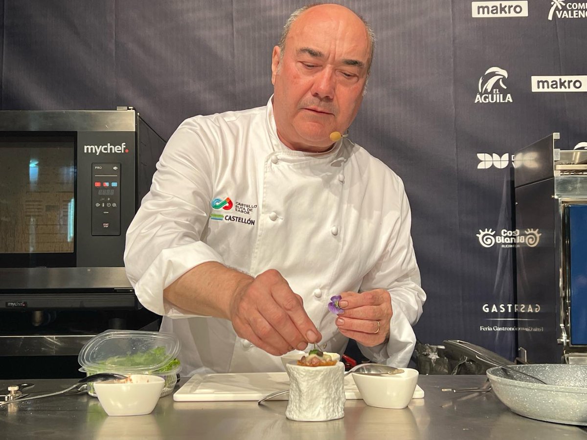 Muchas veces los hallazgos afortunados en cocina son tan casuales como el de la casquería en la cocina de <a href="/miguelcparadis/">Miguel Cal Paradis</a> con los riñones de conejo. Desde entonces, todo un mundo por descubrir.

#Gastronoma23 #Gastronoma2023 #Gastronoma #lExquisitMediterrani #gastronomia