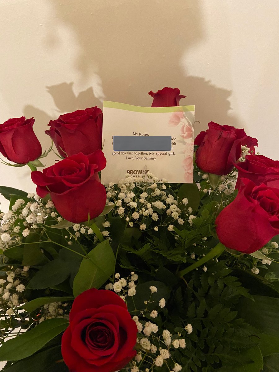 Death2Rosie's tweet photo. luckiest girl in the world https://t.co/ycWk7HPba4