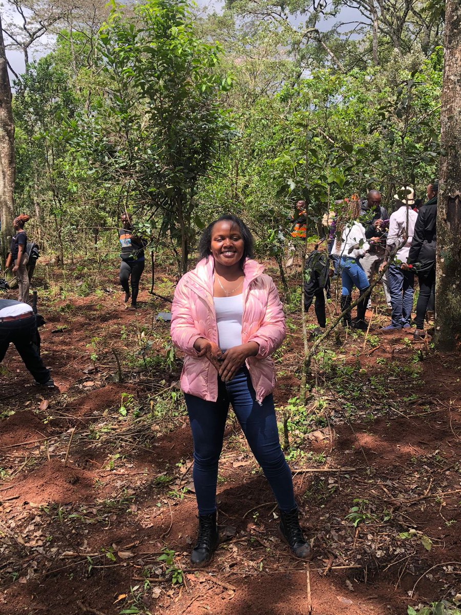 sheemuturi's tweet photo. Solidarity for country. Did 15,y’all can deal with the B.😅 goal towards 15B trees
#NationalTreeGrowingDay https://t.co/cxOcgDb6zd