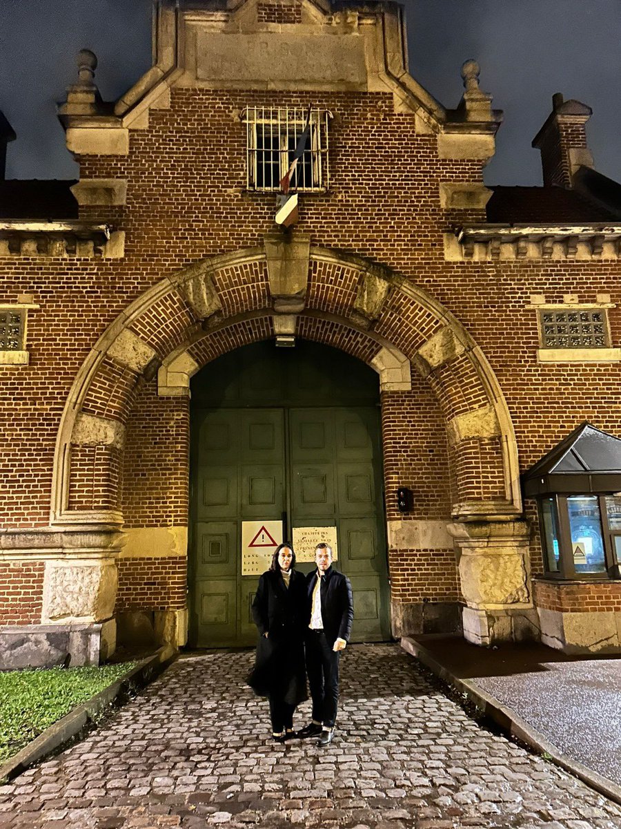 thib_francois's tweet photo. Avec @GrisetCatherine, nous avons visité la maison d'arrêt de #Cuincy afin d’échanger avec la direction, le personnel et des détenus. La nécessité de moderniser nos établissements pénitentiaires est cruciale pour assurer la sécurité du personnel et de tous les #Français. 🇫🇷 https://t.co/J8ctVptKnp