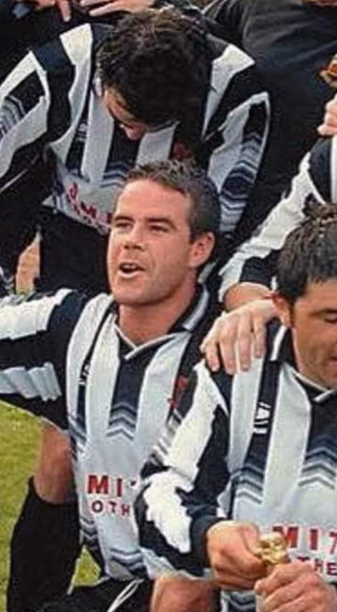 PAUL BROWN 😔

All at Beith Juniors are extremely saddened to learn of the passing of former player Paul Brown 💔

Broony, though Kilbirnie through and through, played 145 times for The Mighty, starting 134 times, scoring 10 goals. He signed for Beith Juniors in 2000 and featured
