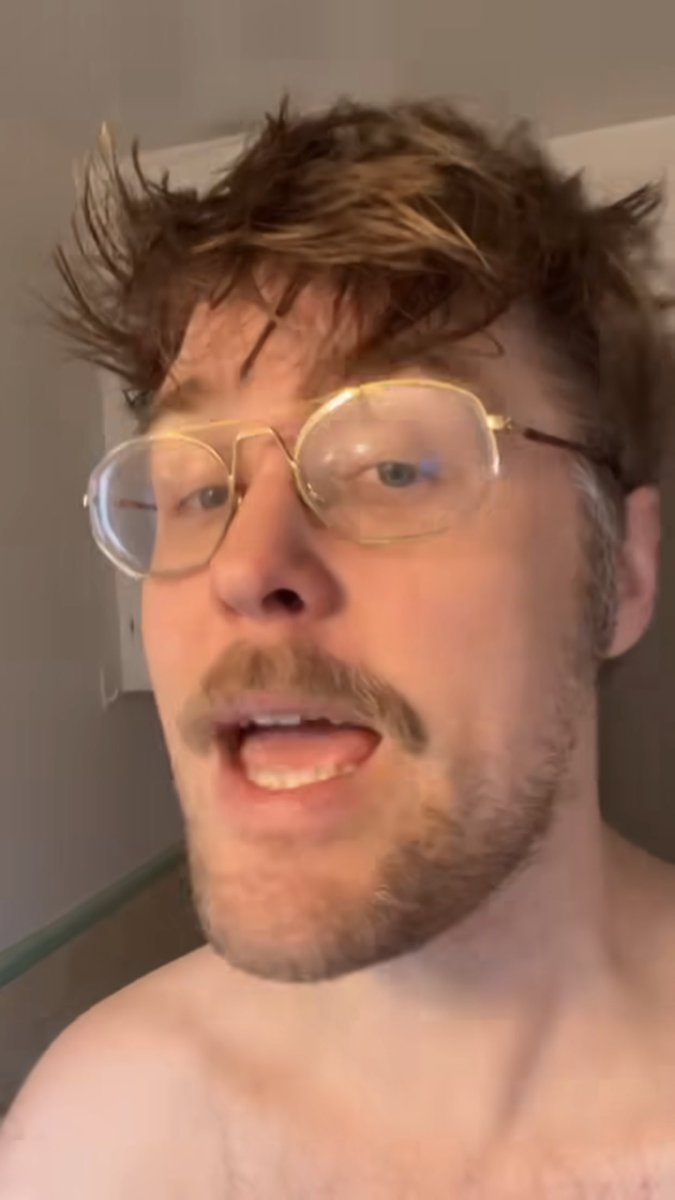 Garrett_spooky's tweet photo. HE SO HANDSOME AAAAAAA https://t.co/YcoTiJF7am