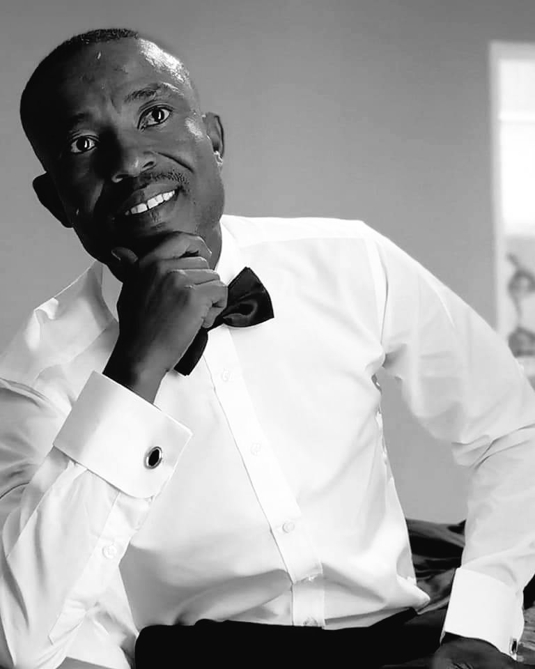 TsietsiRubbish's tweet photo. Available for Corporate, Private & Public Rvents; Conferences, Gala or Seminars. Birthday & Wedding Celebrations
#FunnyMC #StandUpComedian https://t.co/Wj8OLBh3kH