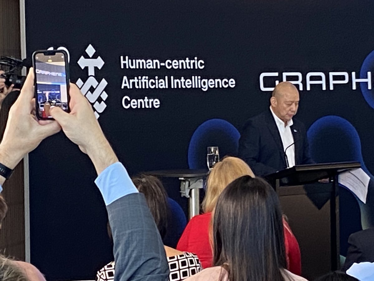 ProfRoyGreen's tweet photo. Great to have Minister Anoulack Chanthivong launching new UTS Human-Centric Artificial Intelligence Centre with support of Graphenex @UTSEngage https://t.co/qqhwEnzJif @InvestmentNSW @ChrisMinnsMP @ATNUnis https://t.co/RtnoqPfPG4