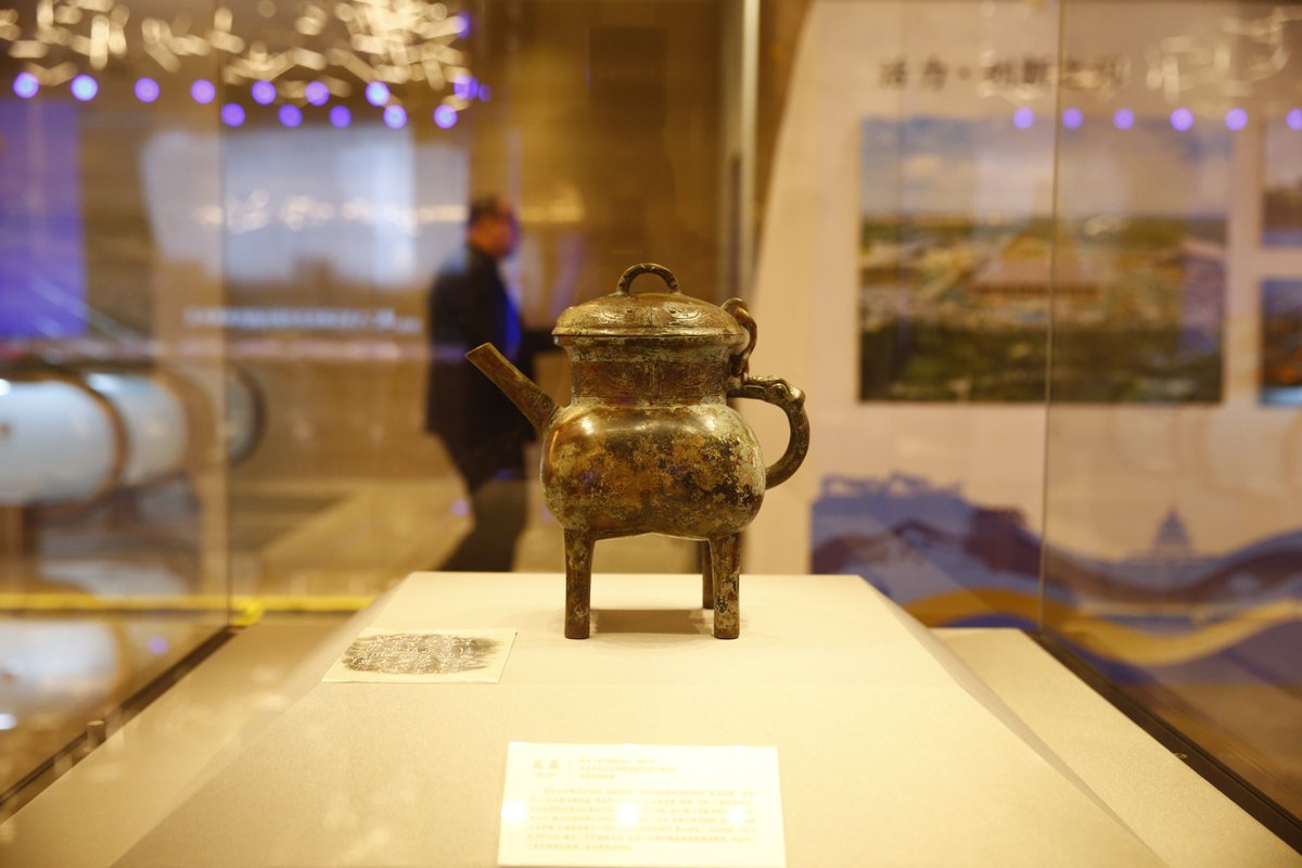 BeijingDiscover's tweet photo. 🎉The 2023 Beijing-Hangzhou Dialogue and Grand Canal Cultural Festival grandly reopened on the banks of the Grand Canal in Tongzhou, Beijing!

🗓: Nov. 13 
📍: Tongzhou, Beijing, along the Grand Canal
#AmazingBeijing #WanderBeijing #InBeijing #GrandCanal https://t.co/UdjFA51Ftx