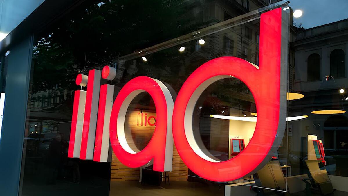 CeotechI's tweet photo. iliad: crescita record di utenti e ricavi nel Q3 2023
#Affari #Business #Crescita #EBITDAaL #Fatturato #FTTH #Iliad #IliadItalia #Notizie #Q32023 #ReteMobile #RisultatiFinanziari #Sviluppo #Tech #TechNews #Tecnologia #Telefonia

https://t.co/wyZGrfjubS https://t.co/YAqXKR5VK8