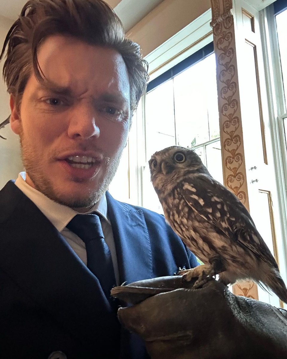 'Anyone who knows me, knows I love birds. And heather was no exception!..Met another fucking owl!!! He’s called Archie!' #Edinburgh fun with #DomSherwood #ShadowFam