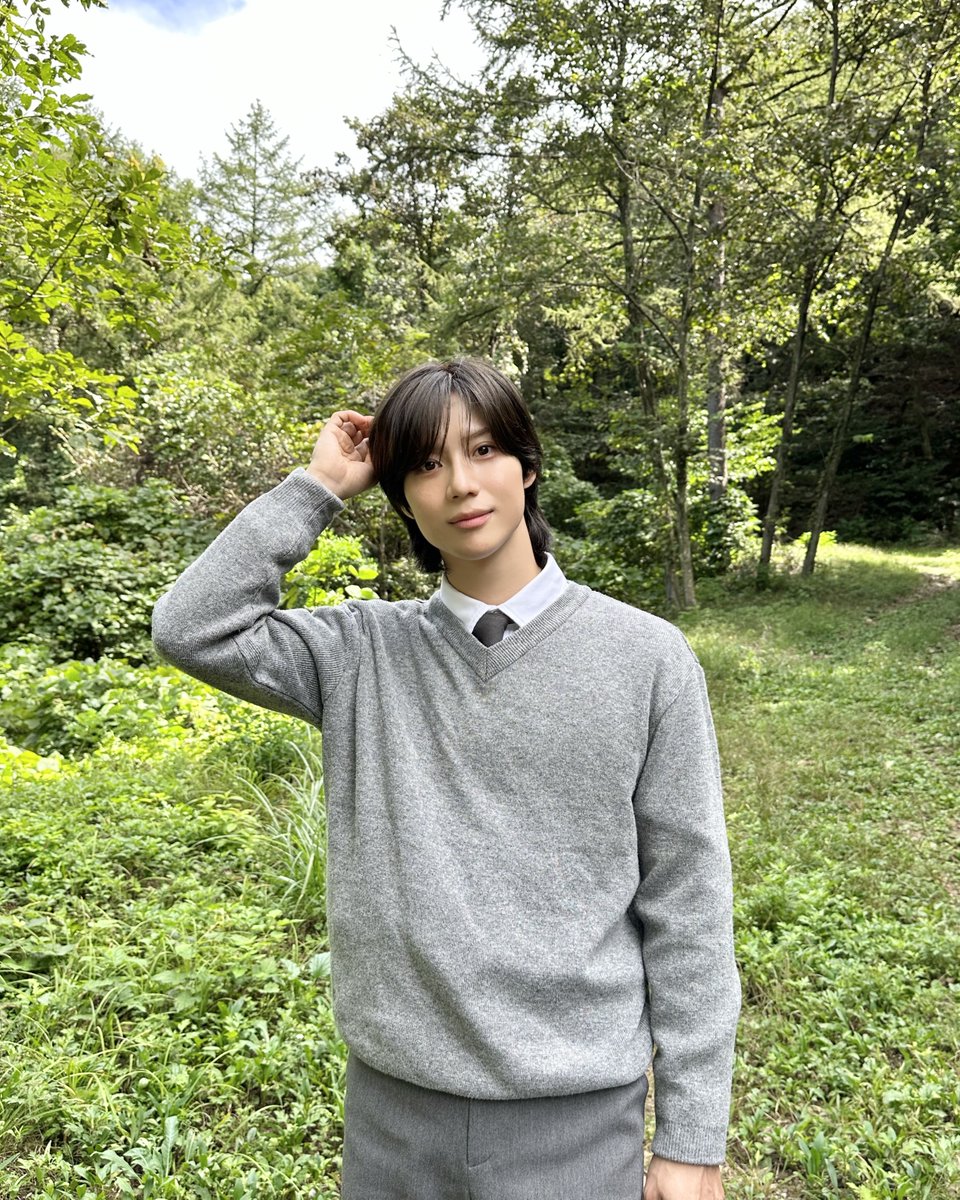 SHINee's tweet photo. 🐣🌿🩶

EP.01 ➫ https://t.co/LeN4VfK0e2 
EP.02 ➫ https://t.co/nV2BpYbzKD 
EP.03 ➫ https://t.co/eO7pBLxLMV  

#TAEMIN #태민 #SHINee #샤이니
#Guilty #TAEMIN_Guilty
#Behind https://t.co/Cs8IDsVwYZ