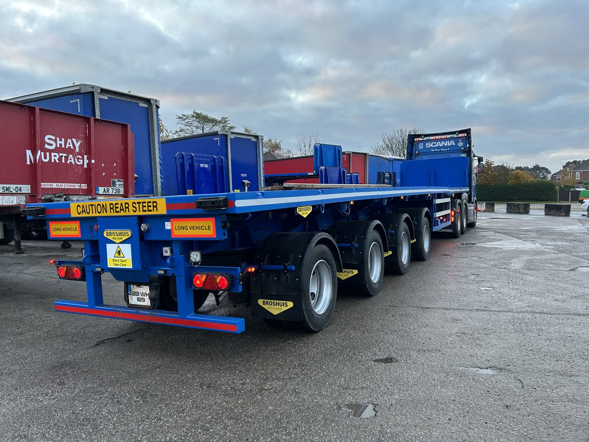 Take a look at our newly refurb'd trailer, which we picked up last wk from our long-time partner, John Hudson Trailers in Bawtry. 

These 4-axle extendable trailers are a vital part of our heavy haulage fleet &amp; are workhorses for our clients. 

#Logistics #Trailer #Fleet