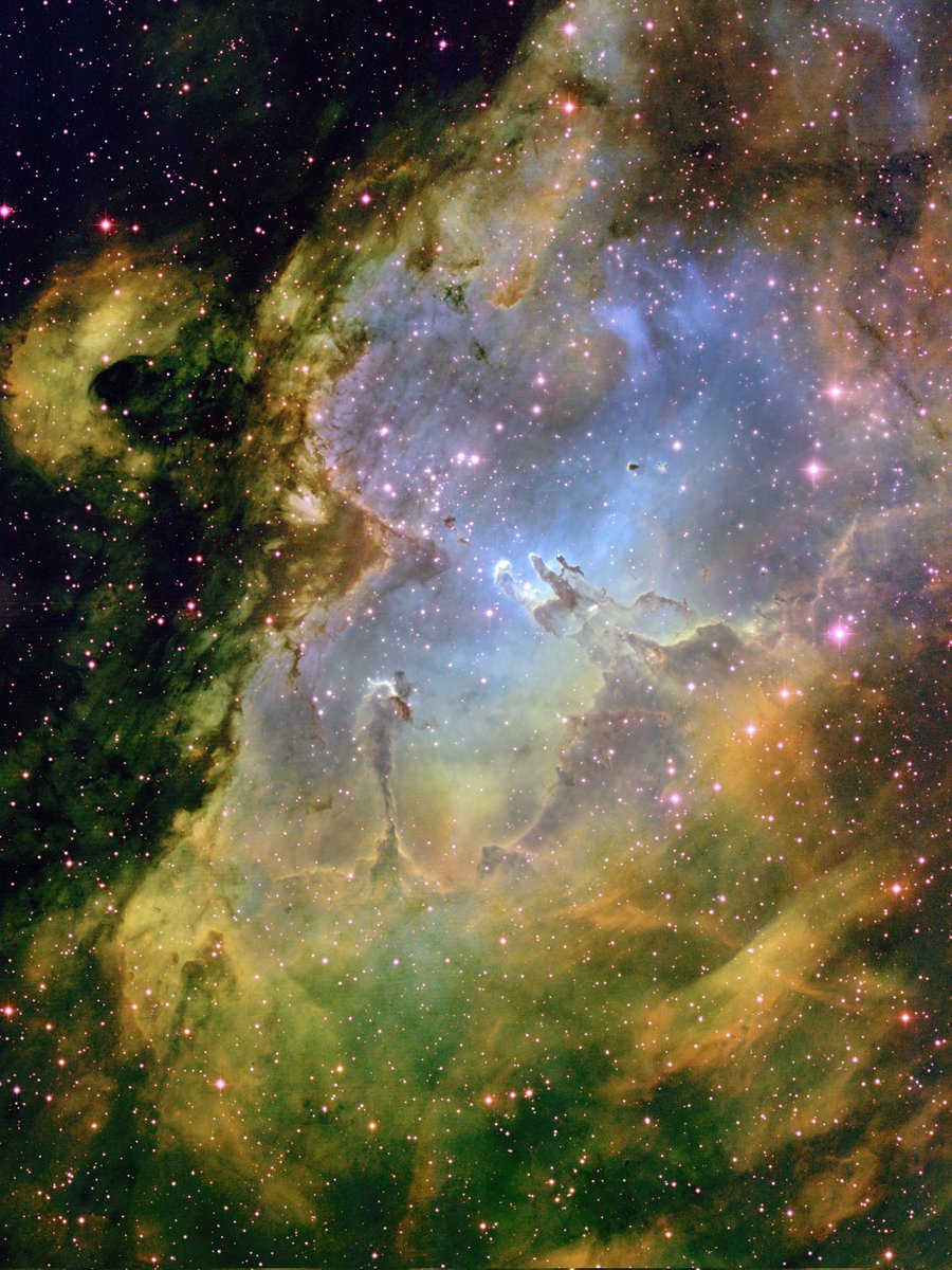 Amazing_Xcience's tweet image. The Awesome Beauty Of The Eagle Nebula